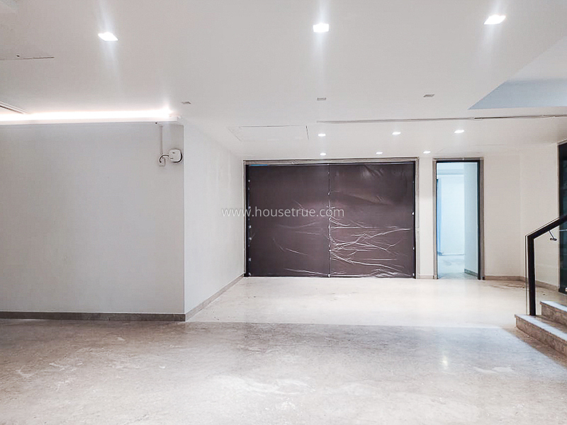 6 BHK Duplex For Rent in Vasant Vihar