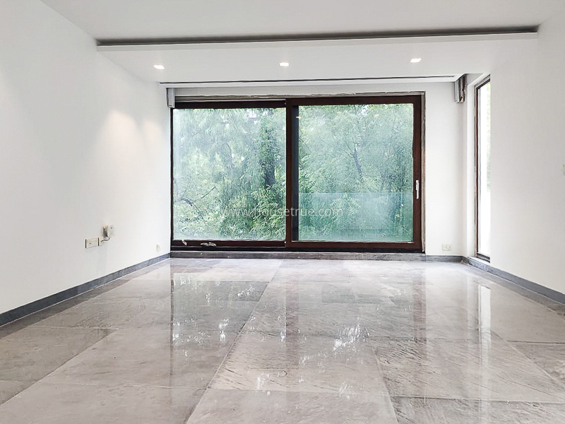 6 BHK Duplex For Rent in Vasant Vihar