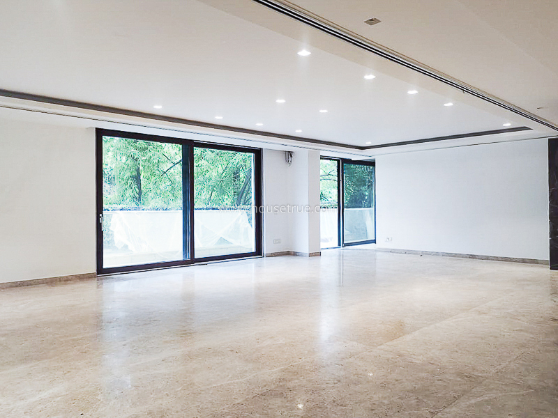 6 BHK Duplex For Rent in Vasant Vihar