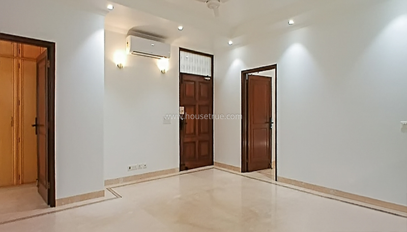 4 BHK Triplex Property For Rent in Chanakyapuri