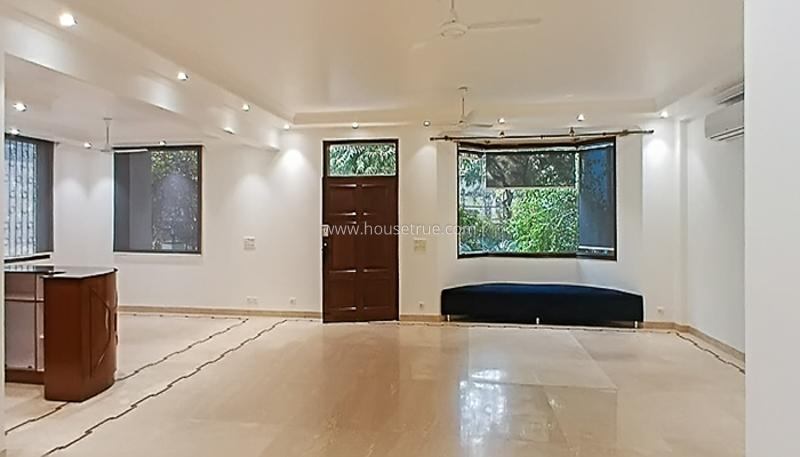 4 BHK Triplex Property For Rent in Chanakyapuri