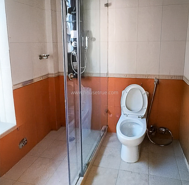 4 BHK Triplex Property For Rent in Chanakyapuri