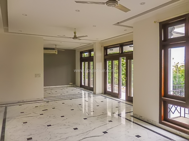 4 BHK Flat For Rent in Vasant Vihar