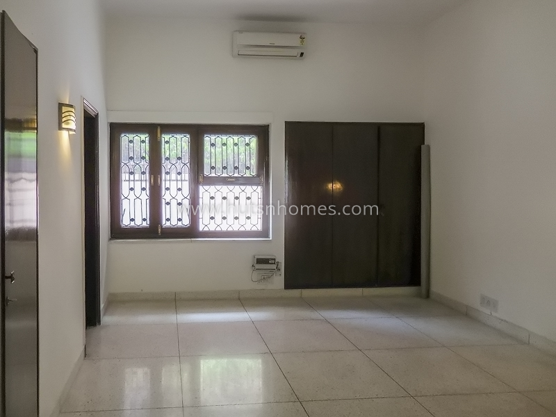 4 BHK House For Rent in Shanti Niketan