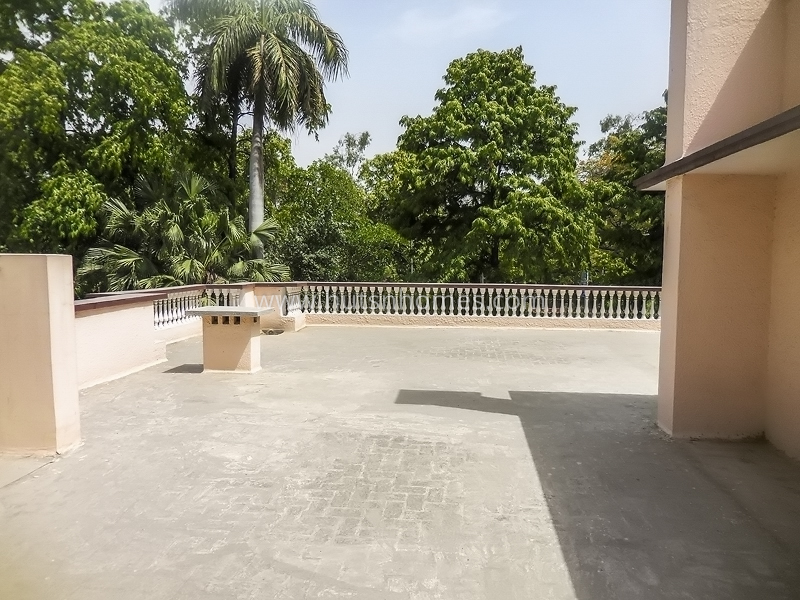 4 BHK House For Rent in Shanti Niketan