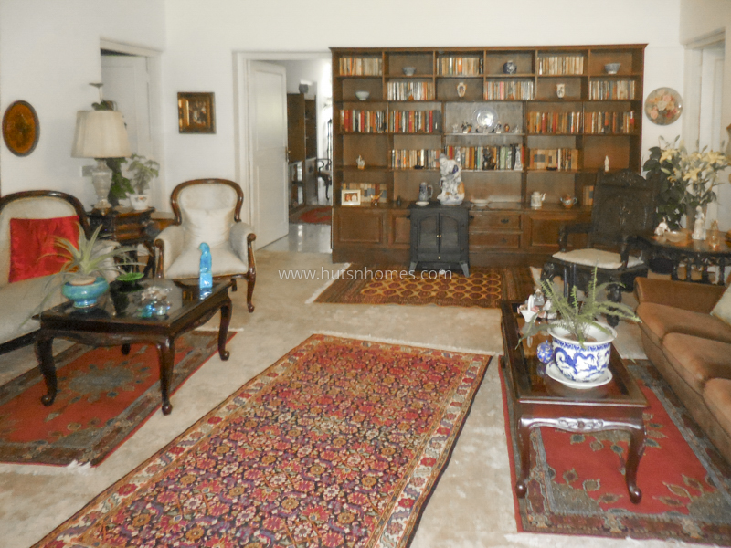 4 BHK Flat For Rent in Jor Bagh