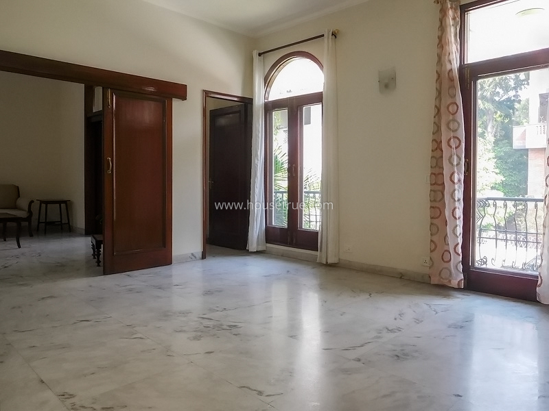 2 BHK Flat For Rent in Shanti Niketan