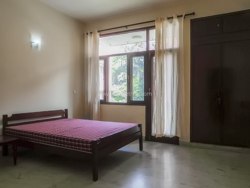2 BHK Flat For Rent in Shanti Niketan