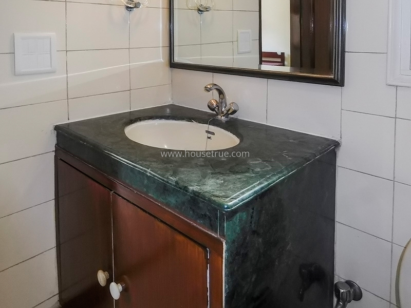 2 BHK Flat For Rent in Shanti Niketan
