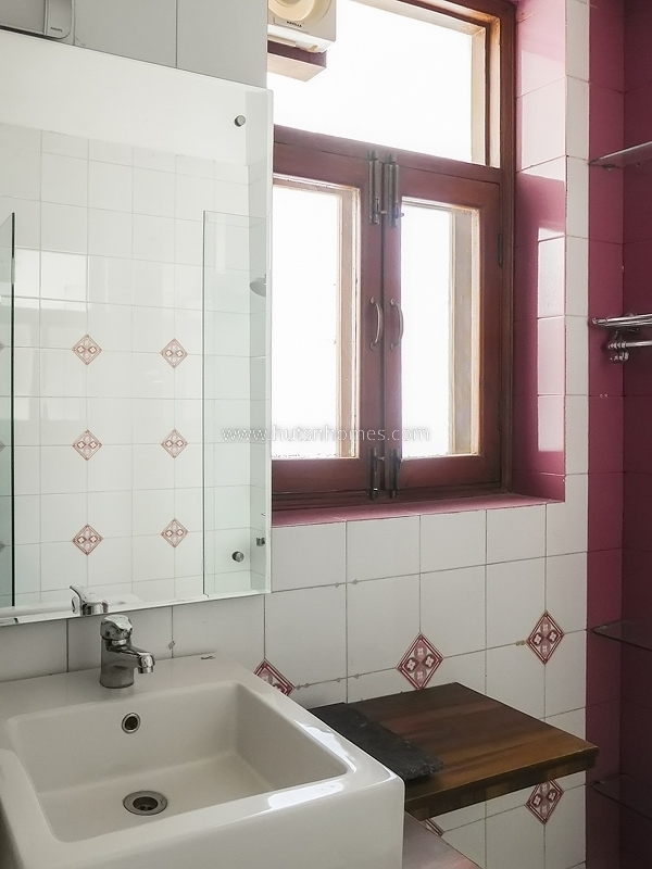 5 BHK House For Rent in Jor Bagh