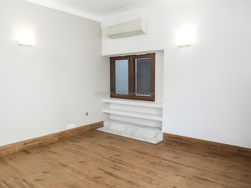5 BHK House For Rent in Jor Bagh