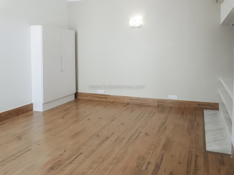 5 BHK House For Rent in Jor Bagh