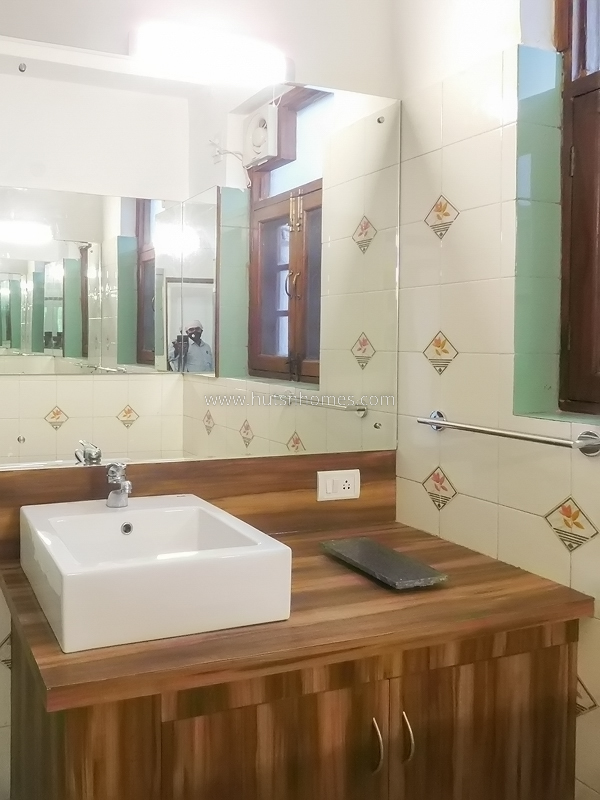5 BHK House For Rent in Jor Bagh