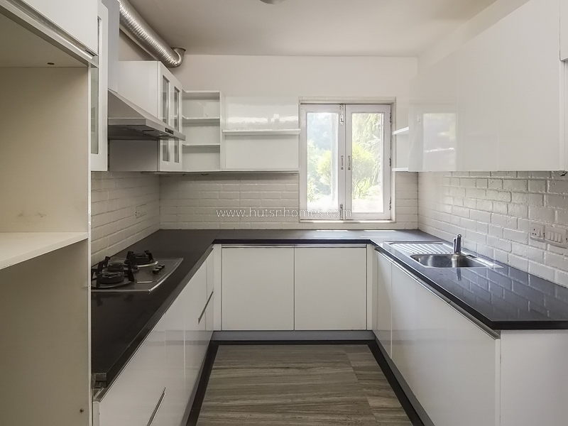 4 BHK Farm House For Rent in Dlf Chattarpur Farms