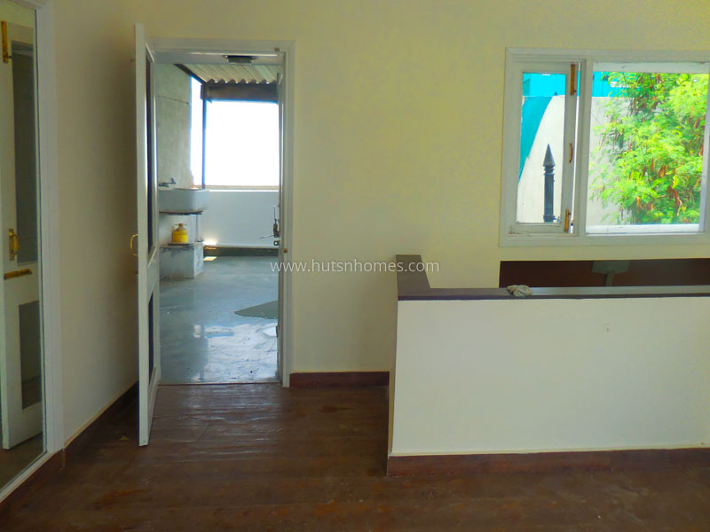 5 BHK House For Rent in Shanti Niketan