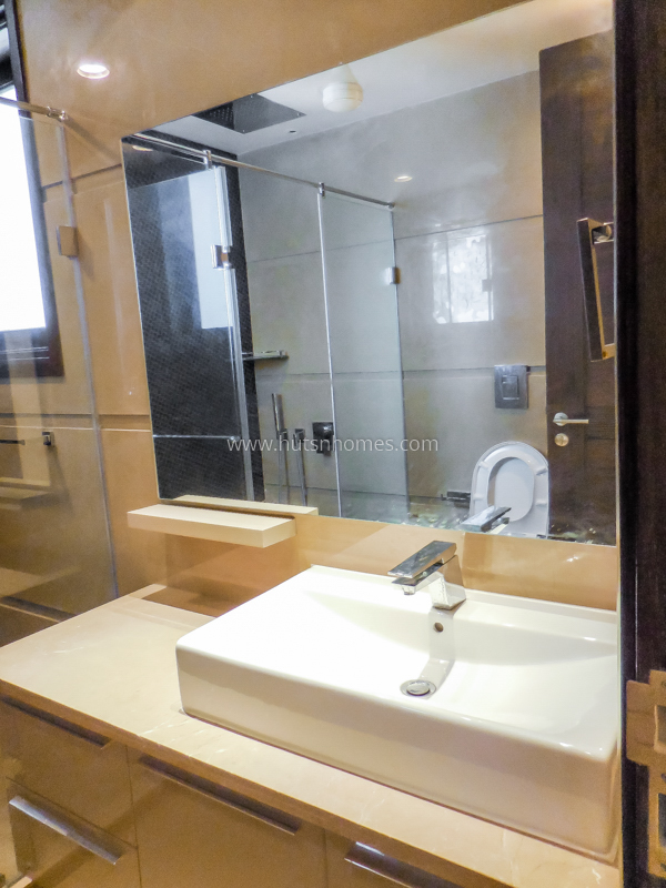 3 BHK Duplex For Sale in Jor Bagh