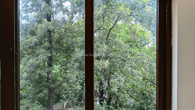 3 BHK Duplex For Rent in Prithviraj Road