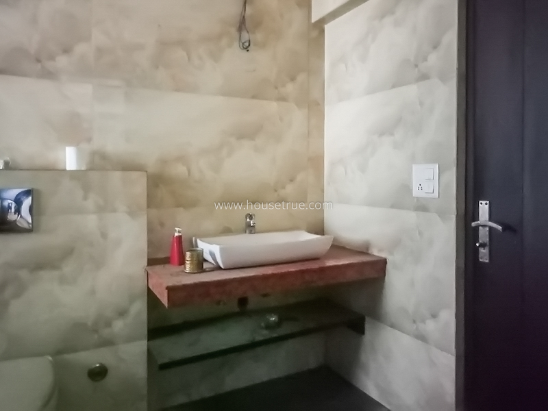 8 BHK House For Rent in Vasant Vihar