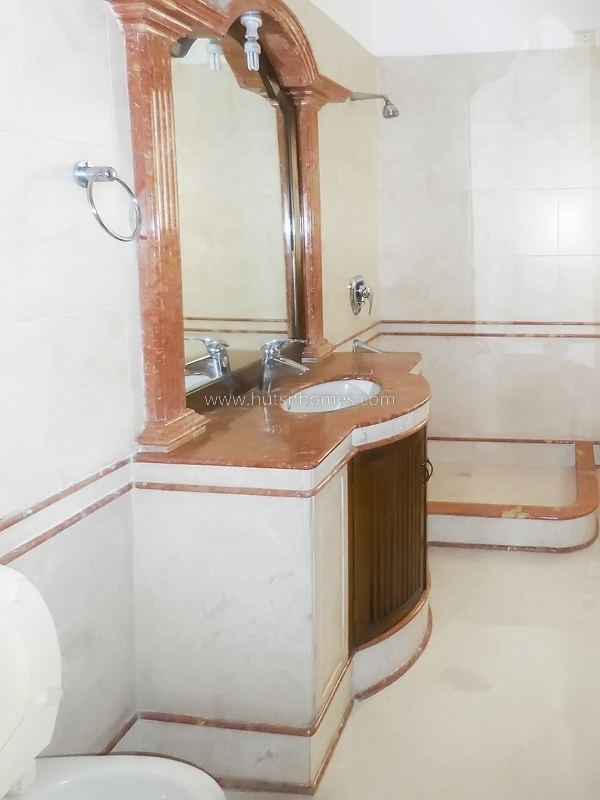 7 BHK House For Rent in Maharani Bagh