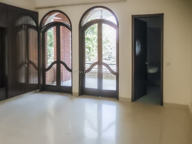 7 BHK House For Rent in Maharani Bagh