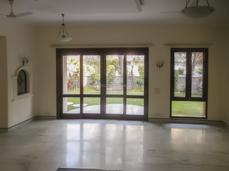 7 BHK House For Rent in Maharani Bagh