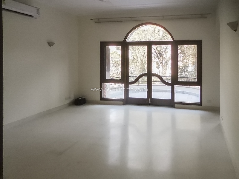 7 BHK House For Rent in Maharani Bagh