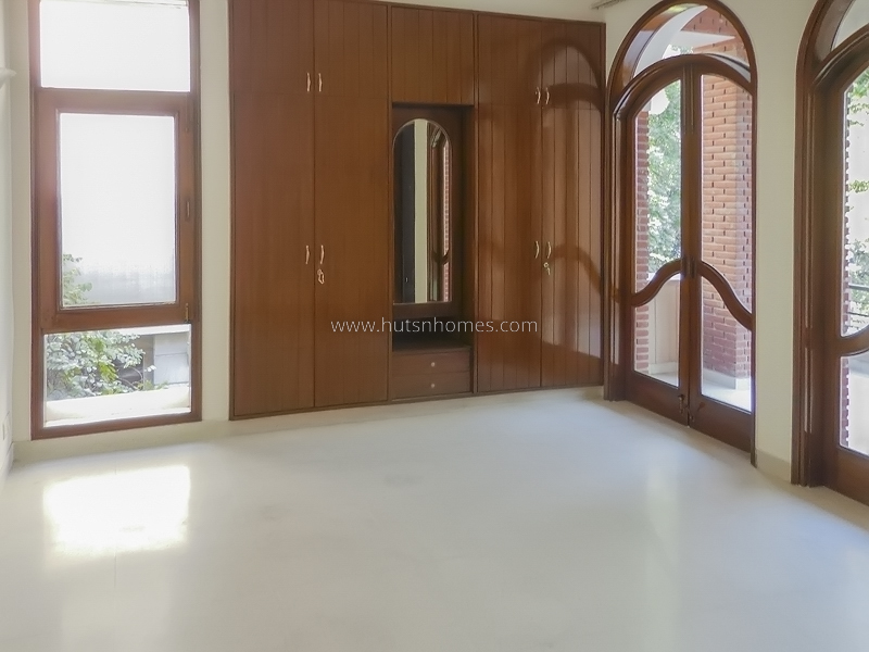 7 BHK House For Rent in Maharani Bagh