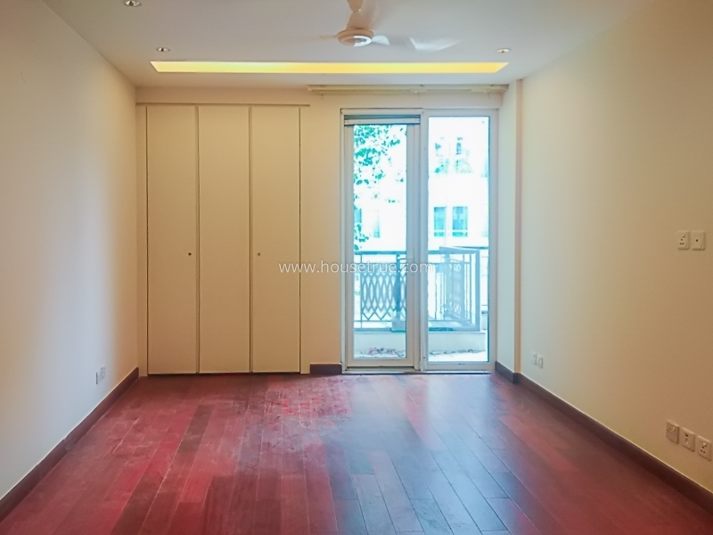 3 BHK Duplex For Rent in Shanti Niketan