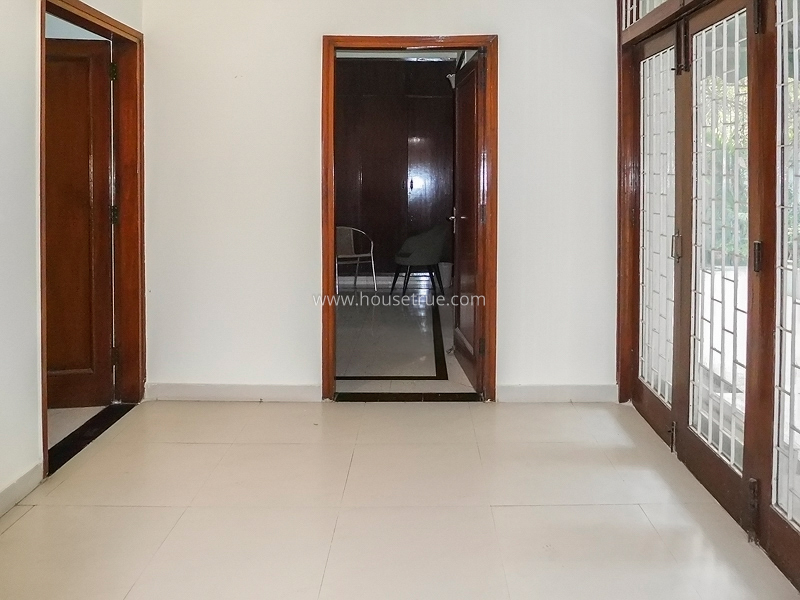 2 BHK Flat For Rent in Shanti Niketan