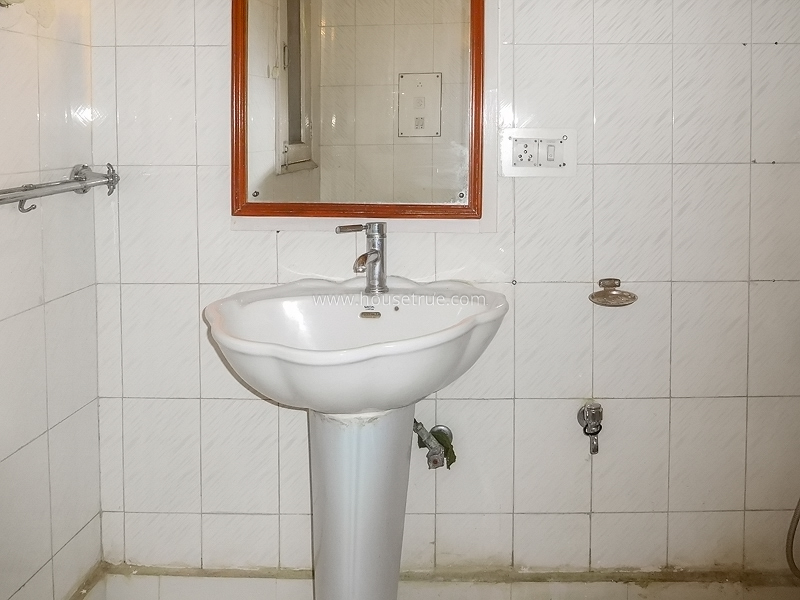 2 BHK Flat For Rent in Shanti Niketan