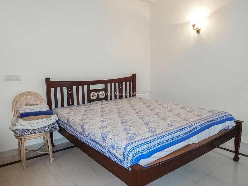 2 BHK Flat For Rent in Shanti Niketan