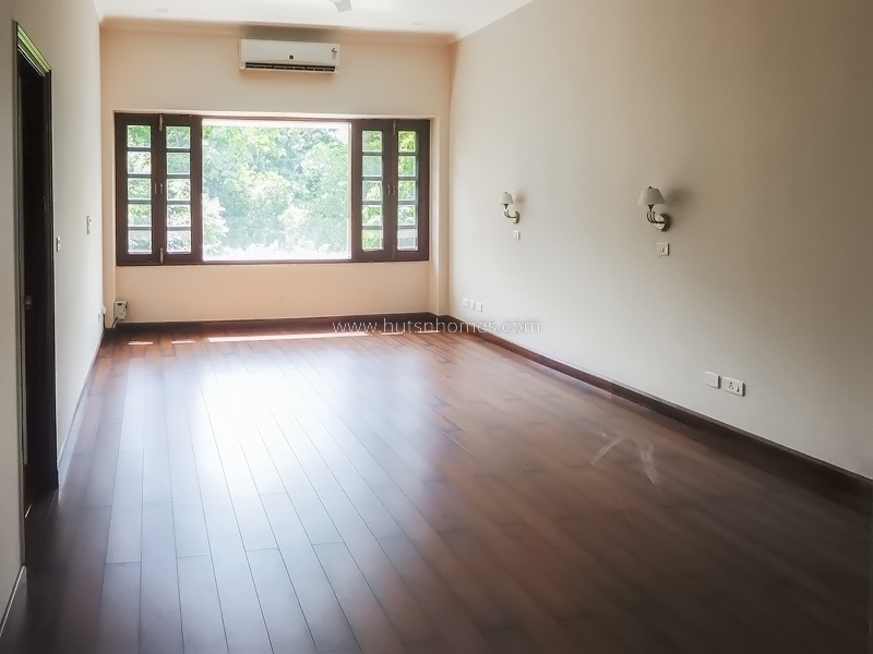 3 BHK Flat For Rent in Sundar Nagar