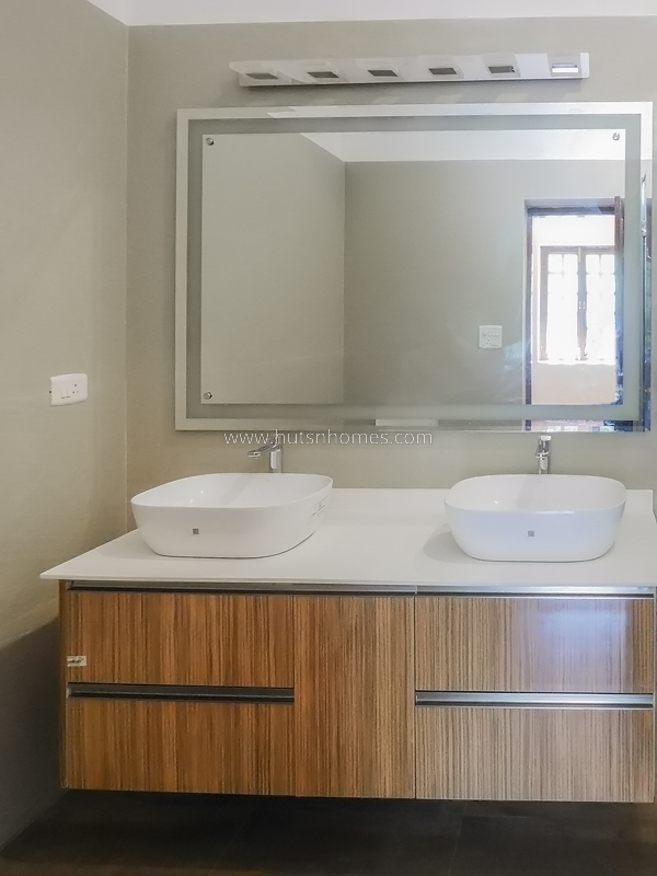 3 BHK Flat For Rent in Sundar Nagar