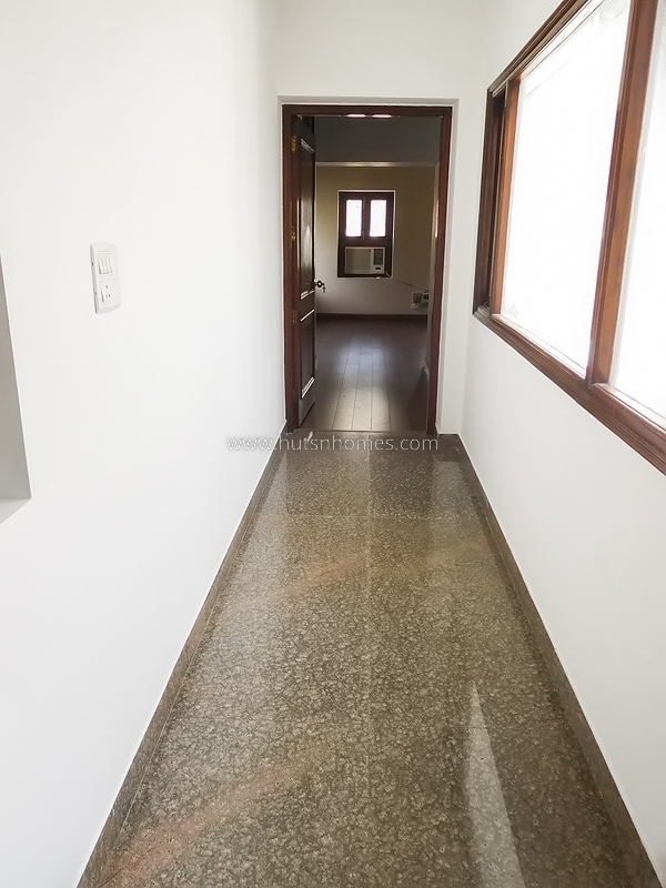 3 BHK Flat For Rent in Sundar Nagar