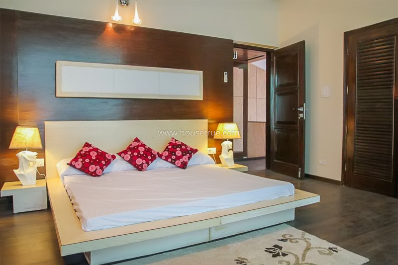 8 BHK Farm House For Rent in Dlf Chattarpur Farms