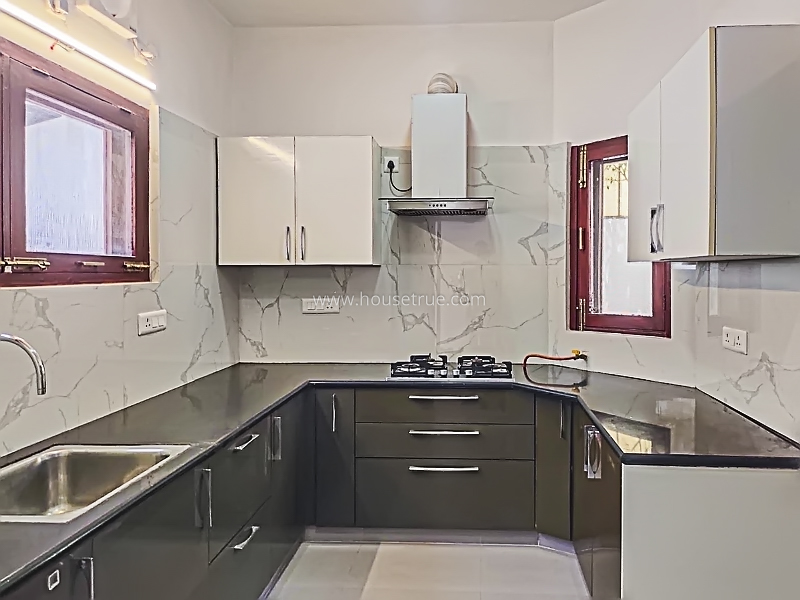 5 BHK House For Rent in Vasant Vihar