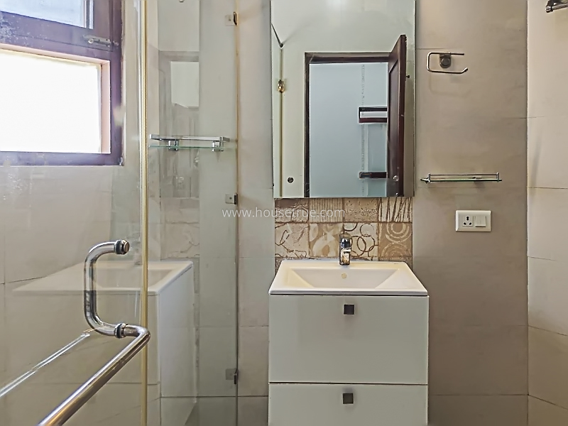 5 BHK House For Rent in Vasant Vihar