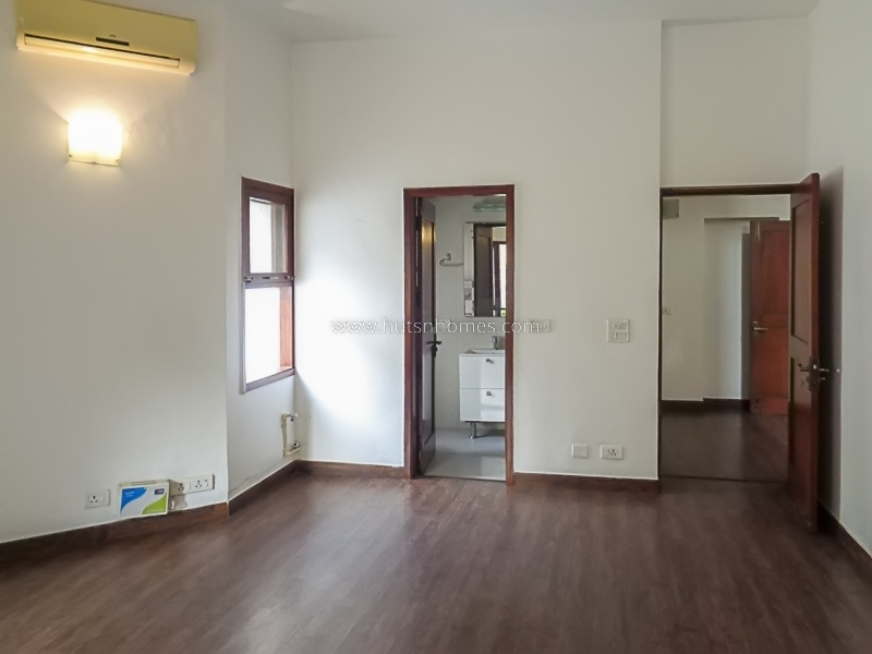5 BHK House For Rent in Vasant Vihar