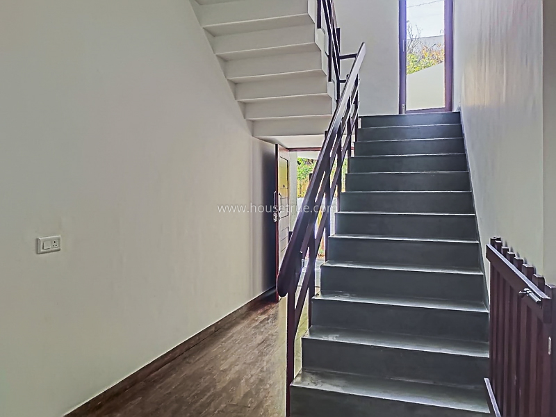 5 BHK House For Rent in Vasant Vihar