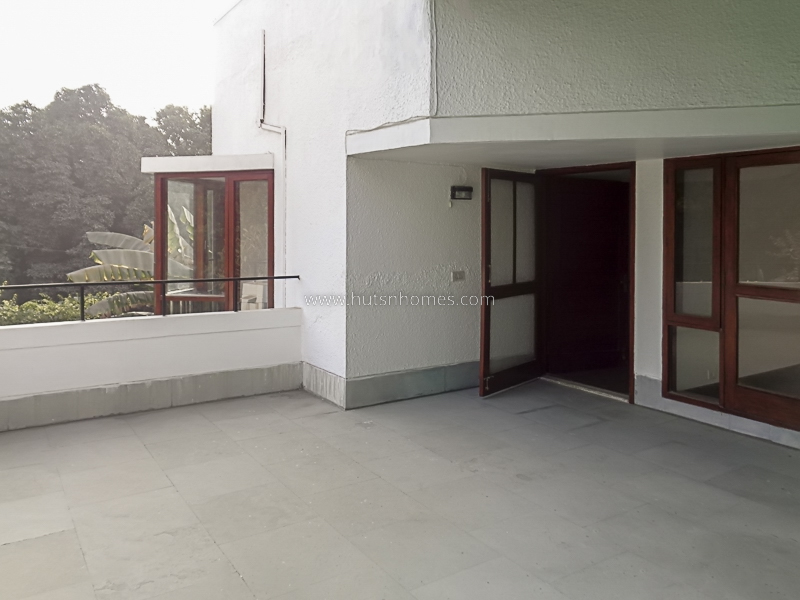 5 BHK House For Rent in Vasant Vihar