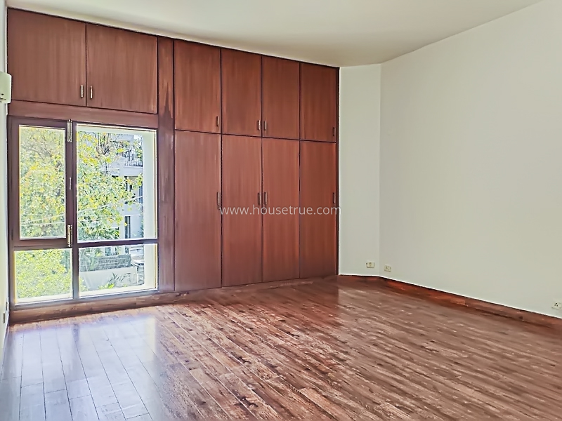 5 BHK House For Rent in Vasant Vihar