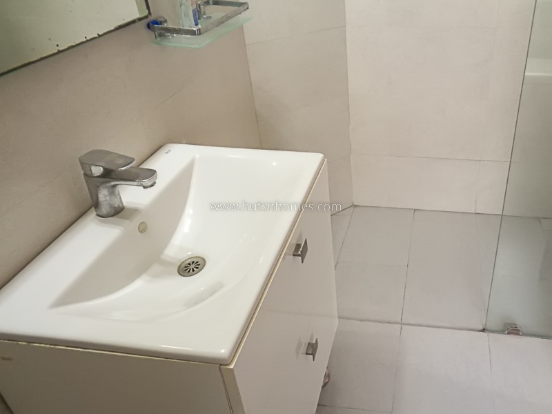 5 BHK House For Rent in Vasant Vihar