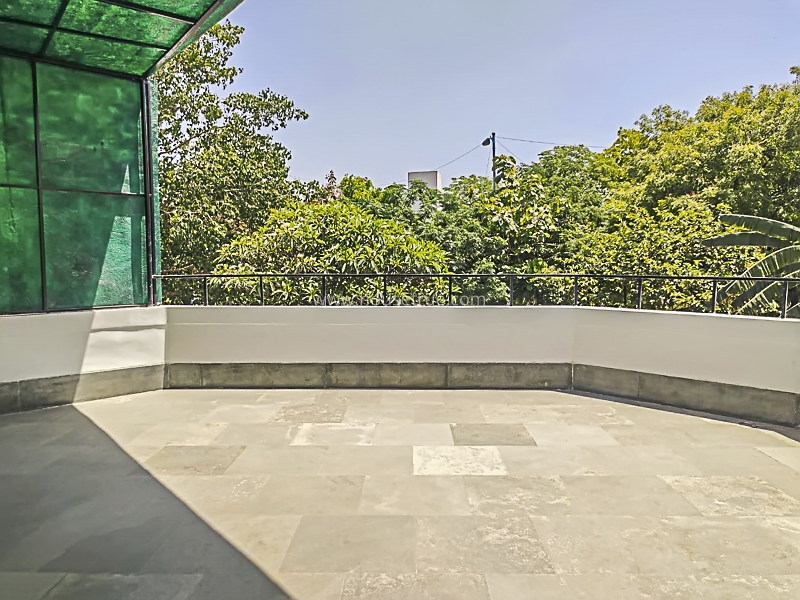 5 BHK House For Rent in Vasant Vihar