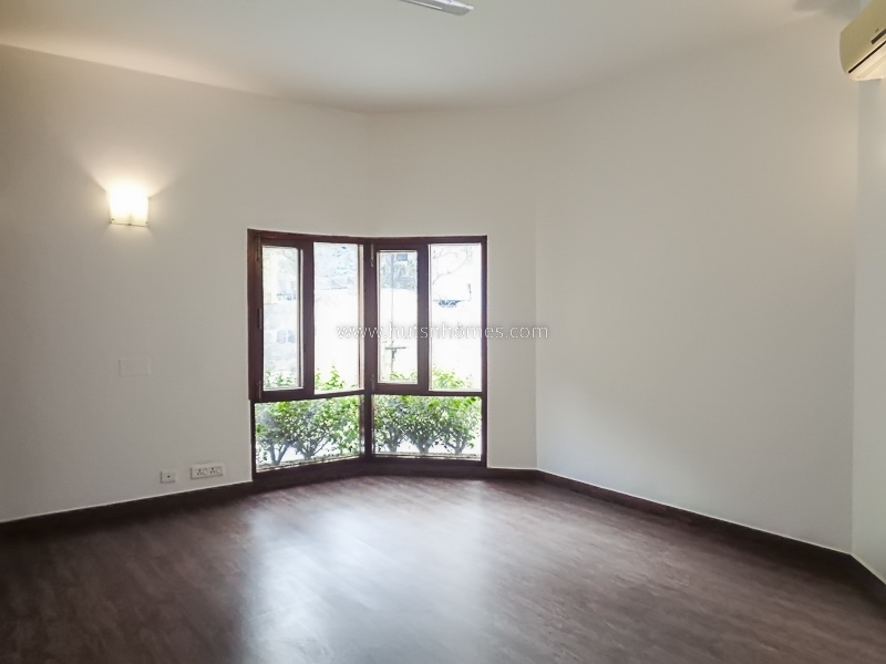 5 BHK House For Rent in Vasant Vihar