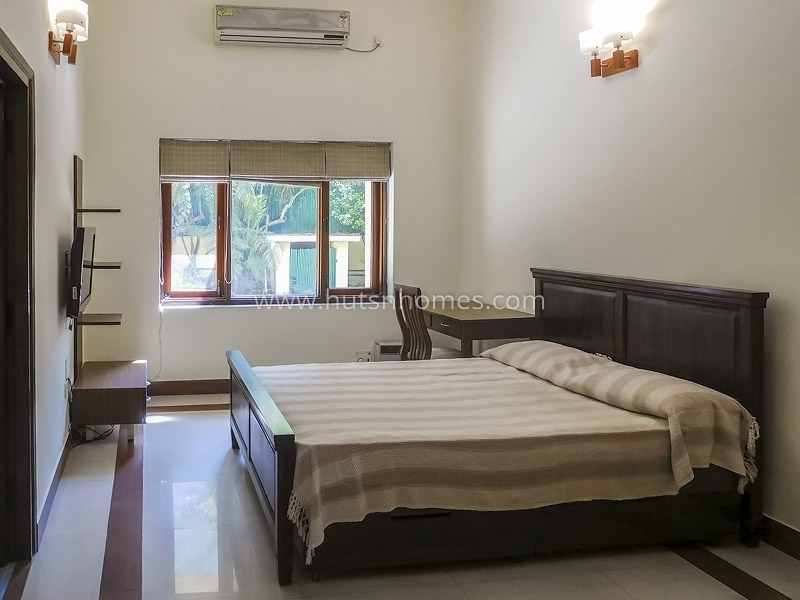 1 BHK Flat For Rent in Golf Links