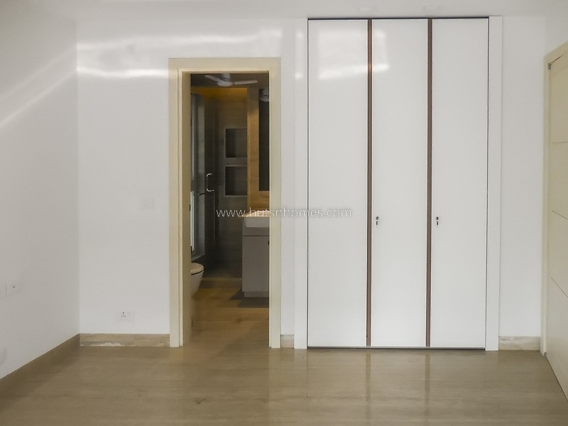 3 BHK Duplex For Rent in Jor Bagh