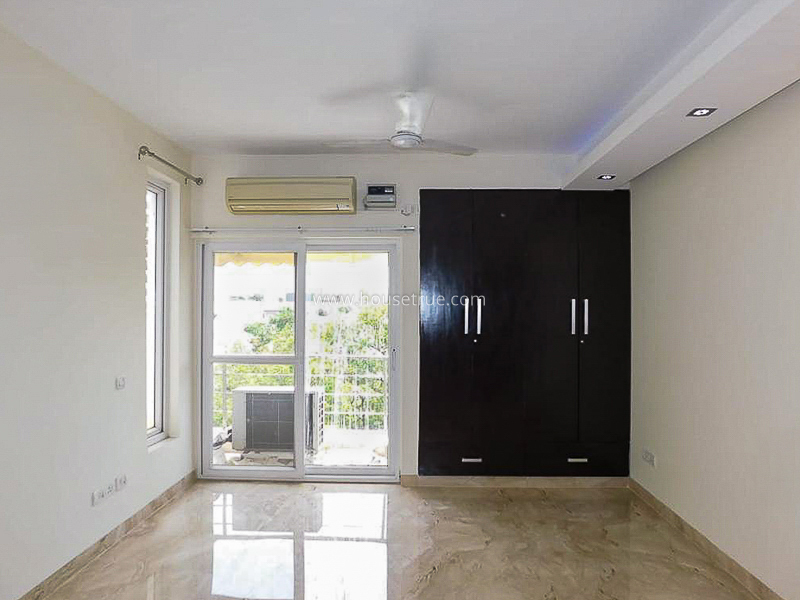 3 BHK Flat For Rent in Shanti Niketan