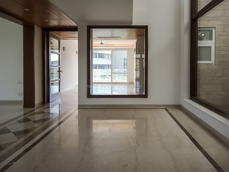 4 BHK Duplex For Rent in Shanti Niketan