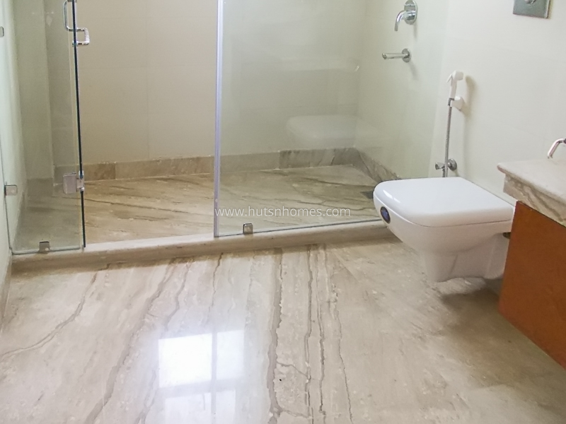 3 BHK Flat For Rent in Shanti Niketan