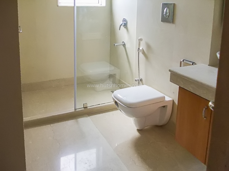3 BHK Flat For Rent in Shanti Niketan